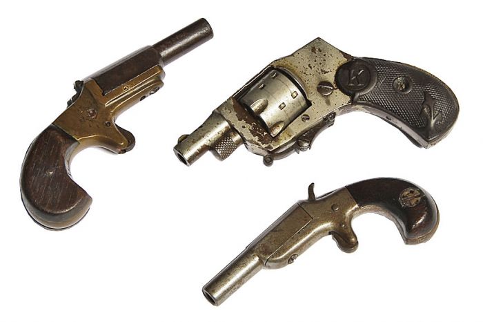 A Philadelphia Antique Curiosity Gun , Sword, and Cane Curiosa  Collection Estate Auction  - 8_1.jpg