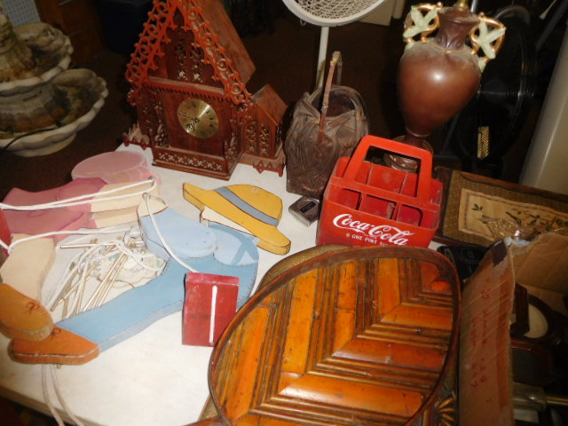 Estate Auction with some cool items - DSCN1939.JPG