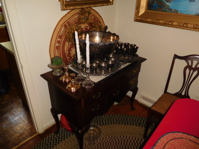 Reuben and Ruth Russell Estates Auction- Antiques-Real Estate- Rock Collection - DSCN3726.JPG