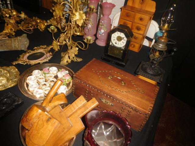 Thanksgiving Saturday Estate Auction and More - DSCN4823.JPG