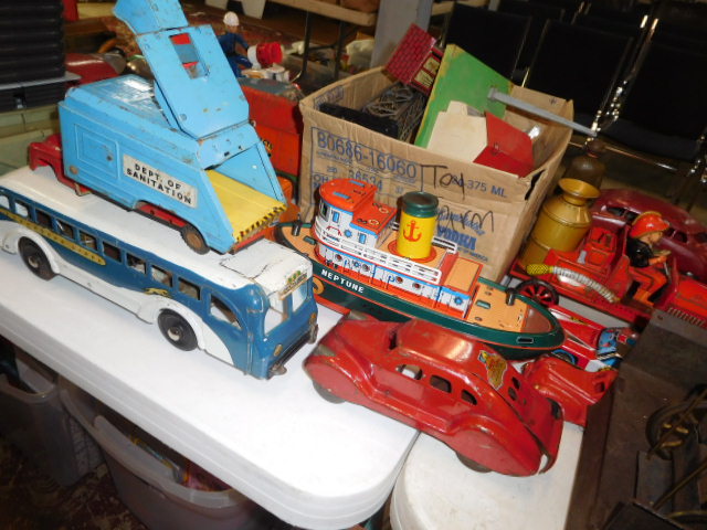 The Dave Berry Toy Auction - DSCN9766.JPG