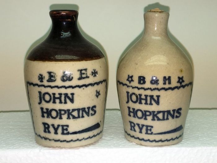 Ralph Van Brocklin Estate- Bottles- Post and Trade cards--Mini Jugs and other advertising - IMG_2632.JPG