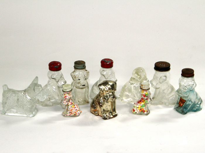 Don Squibb Estate Auction,Toys,Candy Containers, Games. Chocolate  Molds, Advertising Dolls plus much more. - 24_1.jpg