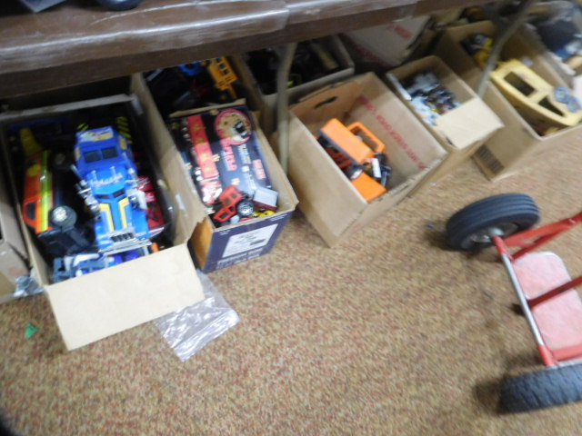 Estate Toy Collection and some Good Early NASCAR - DSCN0041.JPG