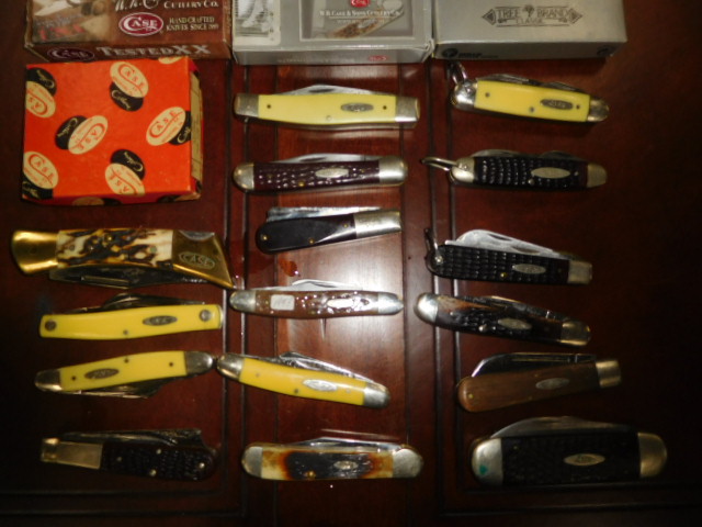 Charles Larry Emmert Estate Absolute Toys,Advertising  Antiques, Knives - DSCN9841.JPG