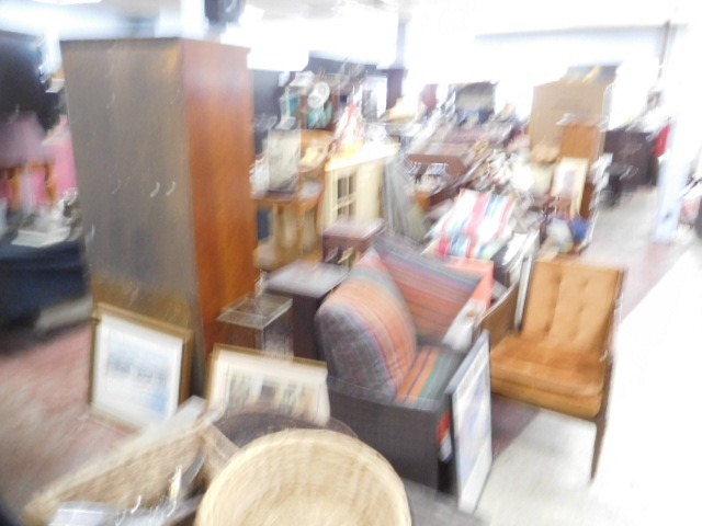 Sterling Sisters Memorial Day Monday Pop Up Estate Auction - DSCN0008.JPG