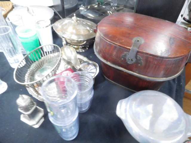 Sterling Sisters Memorial Day Monday Pop Up Estate Auction - DSCN9958.JPG