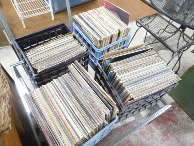 Sterling Sisters Memorial Day Monday Pop Up Estate Auction - DSCN9969.JPG