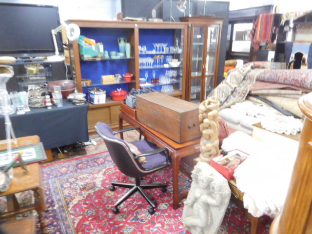 Sterling Sisters Memorial Day Monday Pop Up Estate Auction - DSCN9986.JPG