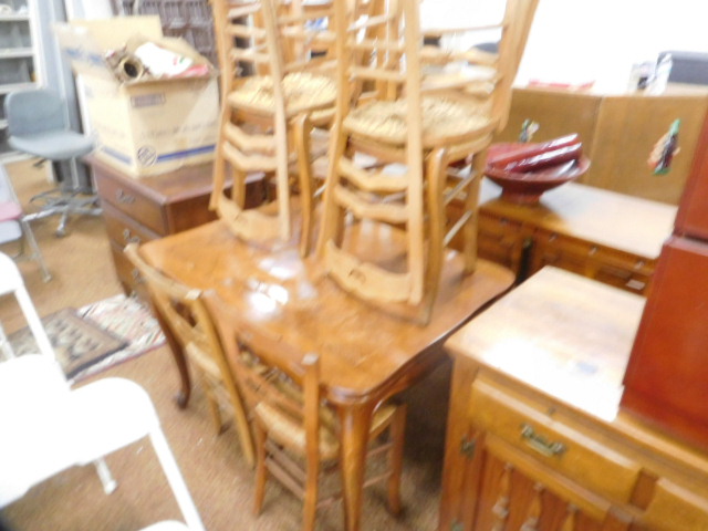 Sterling Sisters Memorial Day Monday Pop Up Estate Auction - DSCN9989.JPG