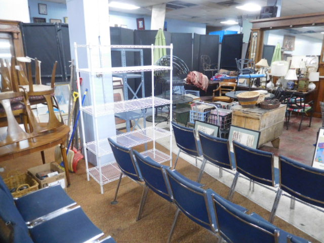 Sterling Sisters Memorial Day Monday Pop Up Estate Auction - DSCN9992.JPG