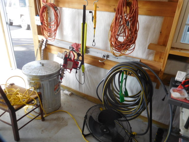 The Morris Auction-  Motorhome, Pickup truck, Fastest Camaro Ever, Tools, Tool boxes,  Equestrian, and Decorative signs and more - DSCN9865.JPG