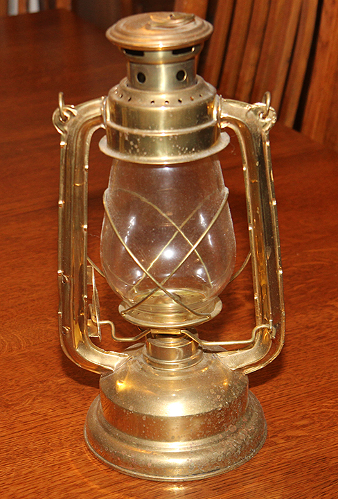 Anne Brading Estate Auction - 8318.jpg