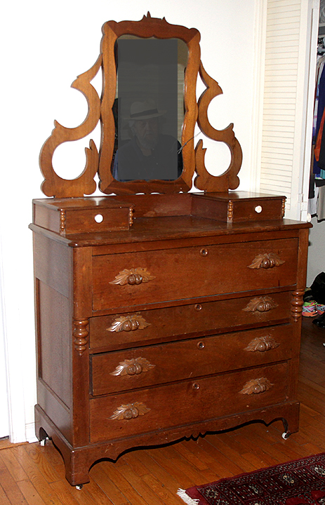 Anne Brading Estate Auction - 8321.jpg